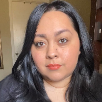 Get glossy lips with REILLIE Organic Lip Gloss. A non-sticky, plant-based formula that hydrates, nourishes, and delivers radiant shine for everyday wear.

